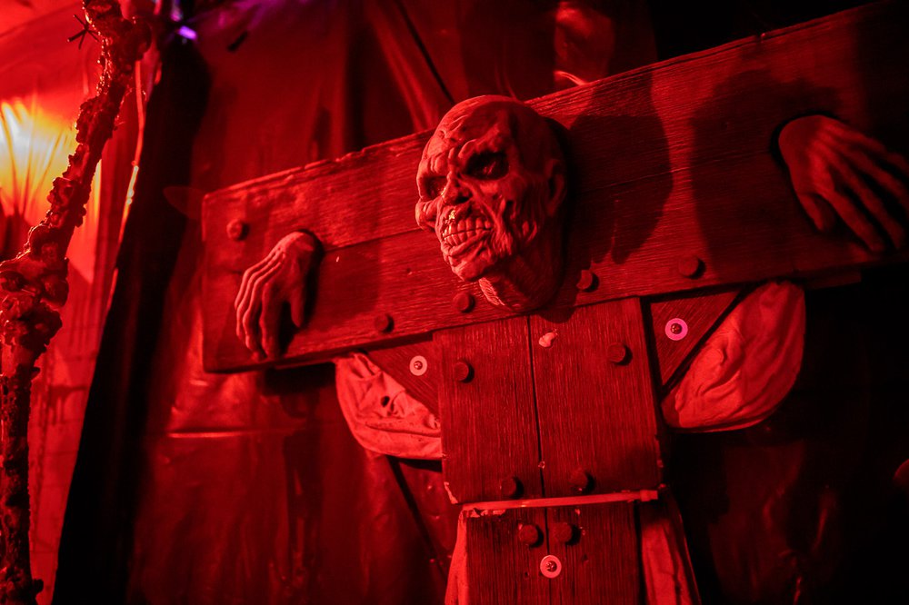 f98df4e87nypdhauntedhouse-todseelie-27-jpg.jpeg