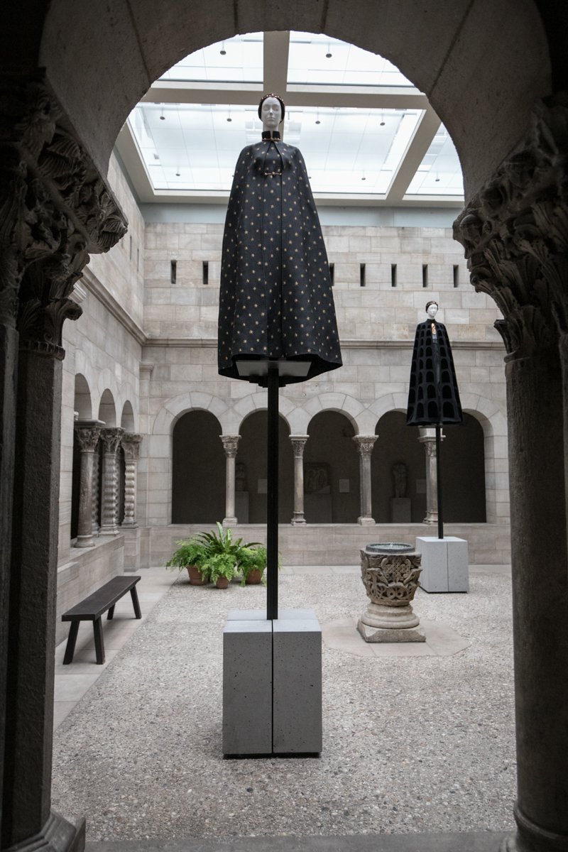 fa2f7dd2820180510-img_9582-jpg.jpeg Valentino in foreground<br>