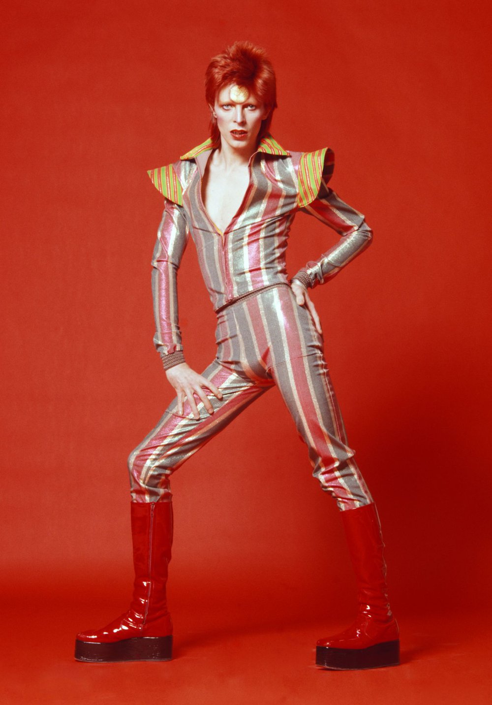 fab9613b5david-bowie-1973-by-sukita-jpg.jpeg