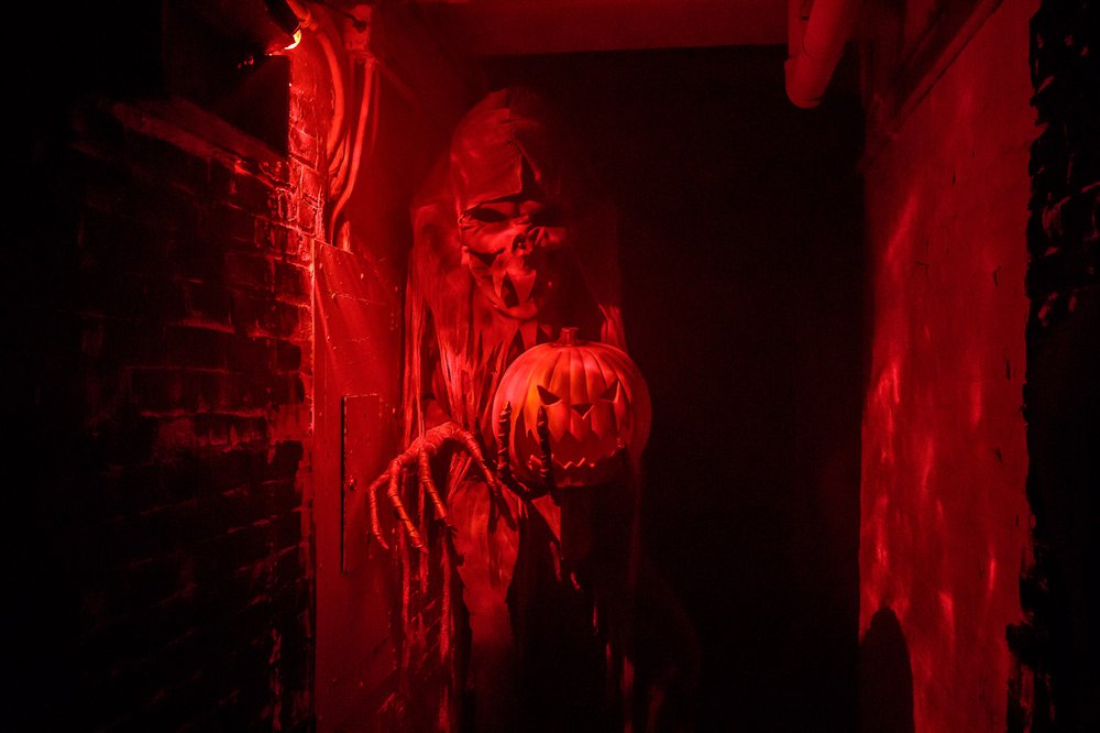 fd49f3f8bnypdhauntedhouse-todseelie-17-jpg.jpeg