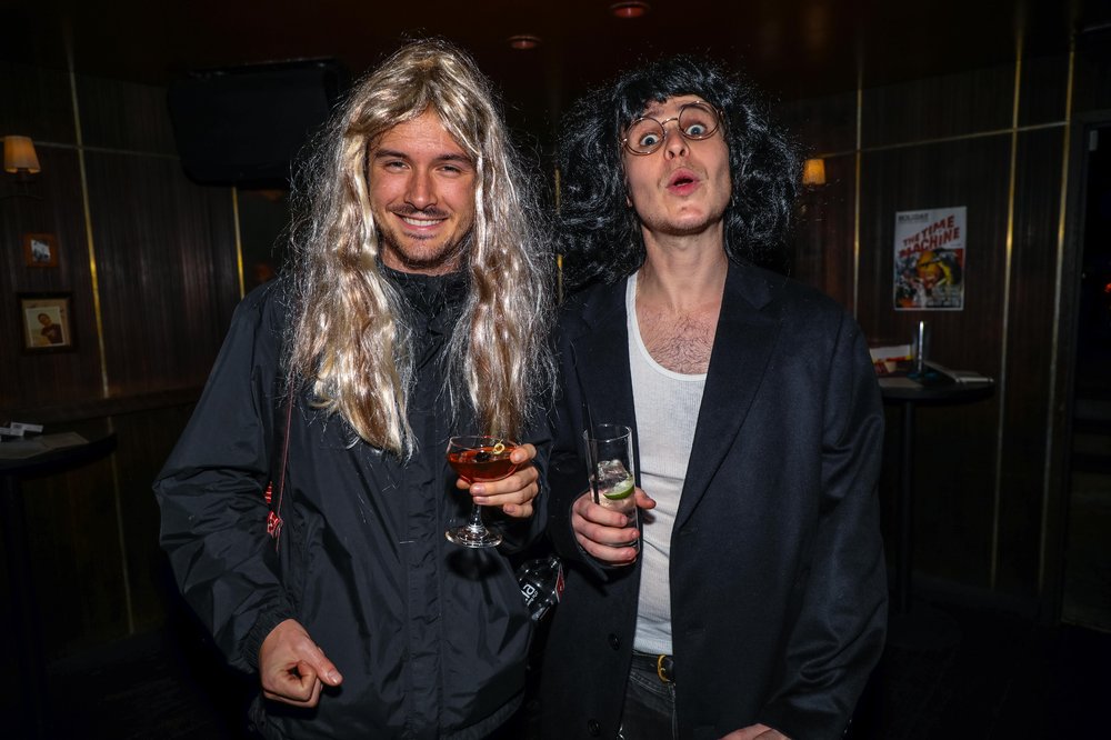 francon-1.jpg Two people dress like Fran Lebowitz.