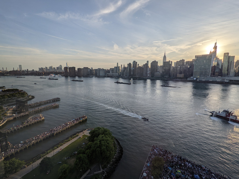 A photo of a pier off of Queens that was empty while others were overcrowded