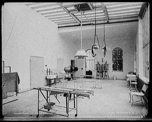 oldnavyyard.jpg An operating room, circa the late 1800's.