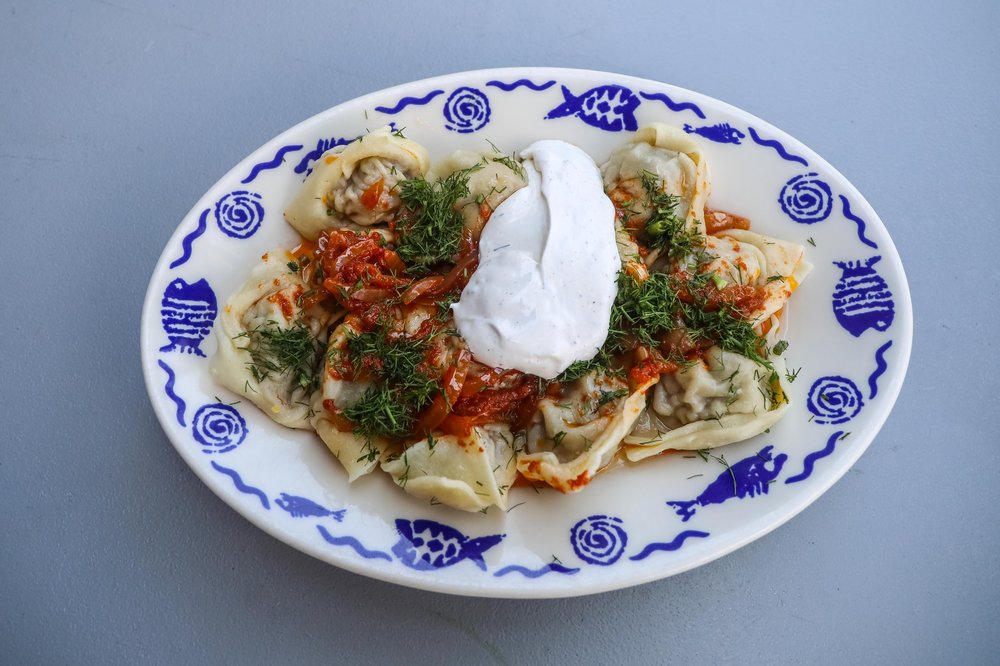 Restaurants and amenities at Rockaway Beach