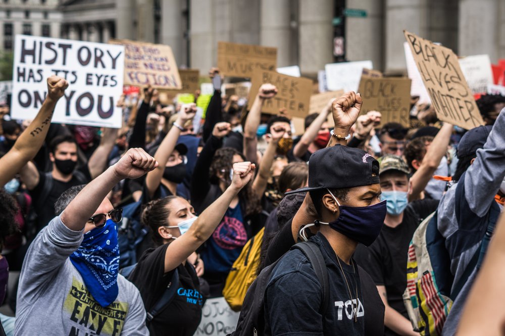 Protesters in New York march after the murder of George Floyd