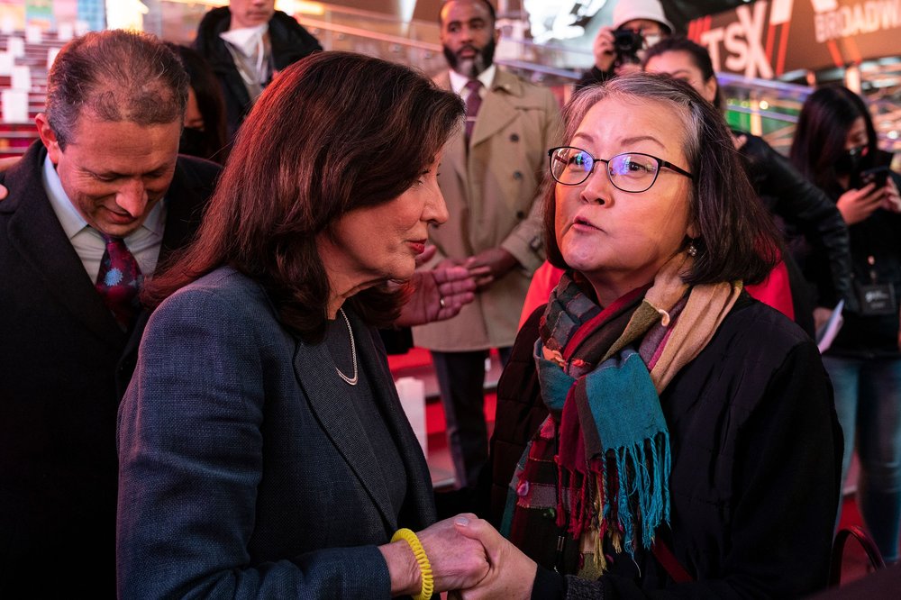 Kathy Hochul and Jo-Ann Yoo