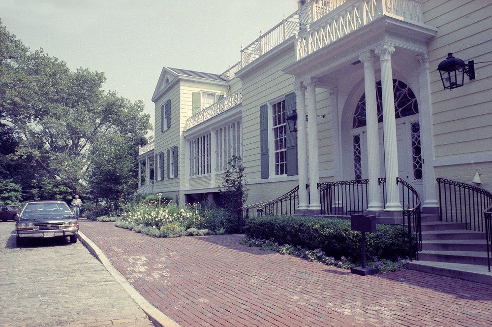Gracie Mansion, 1990.