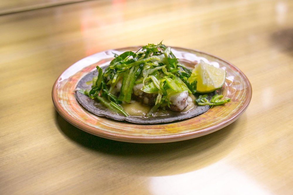 tacovision-10.jpg LaFrieda Dry-Aged Cheeseburger ($6)