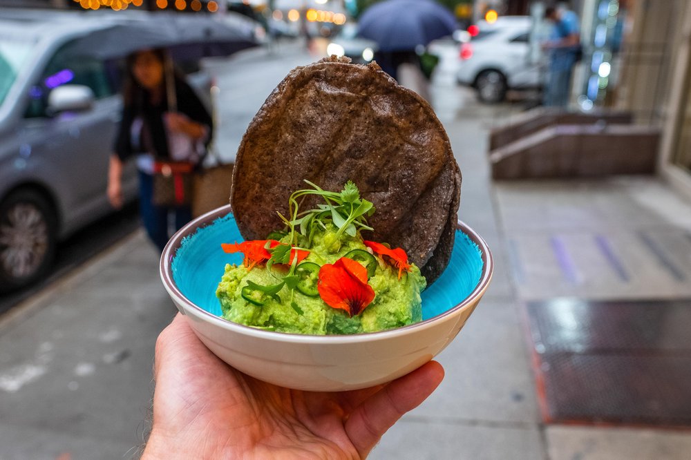 tacovision-23.jpg Guacamole ($12)