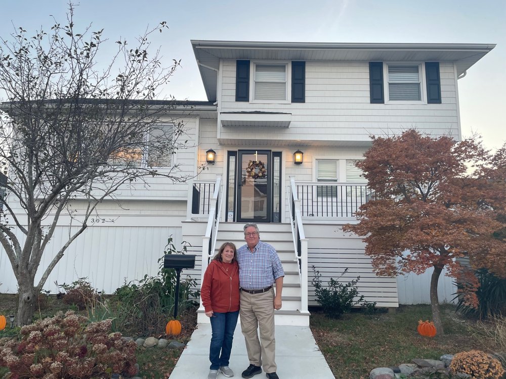 Photo of Dan and Barbara Bachalis at their home in Margate, NJ