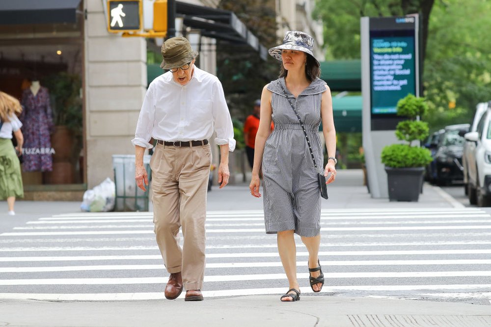 Woody Allen and Soon-Yi Previn walking in Manhattan