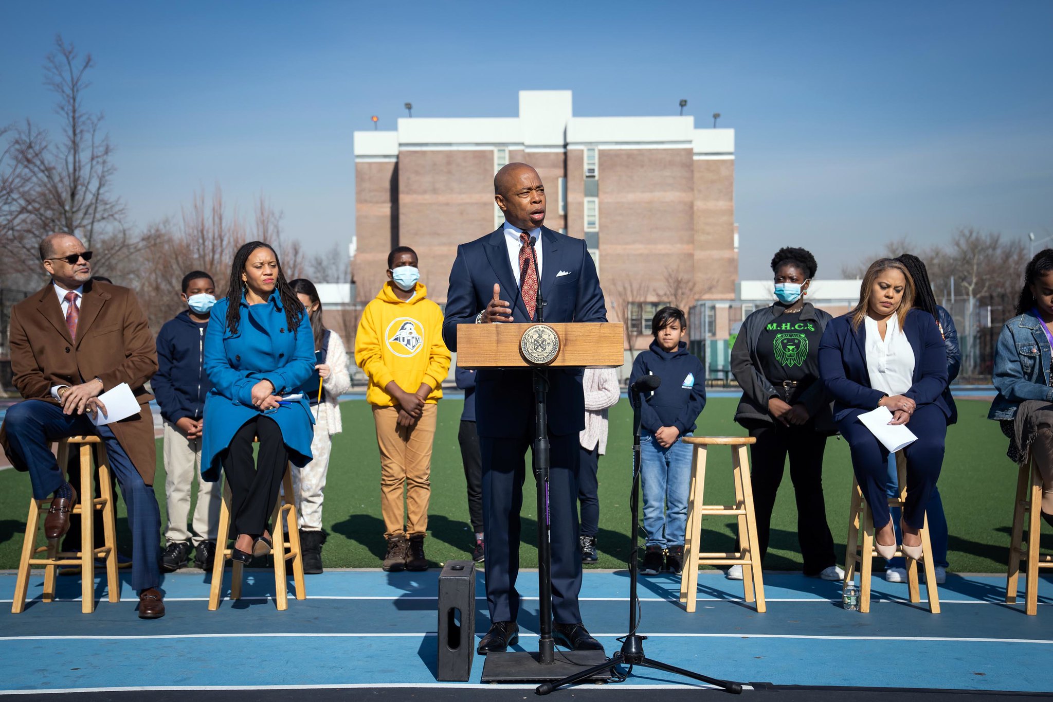 NYC schools are getting 282K grant to help stop kids from vaping