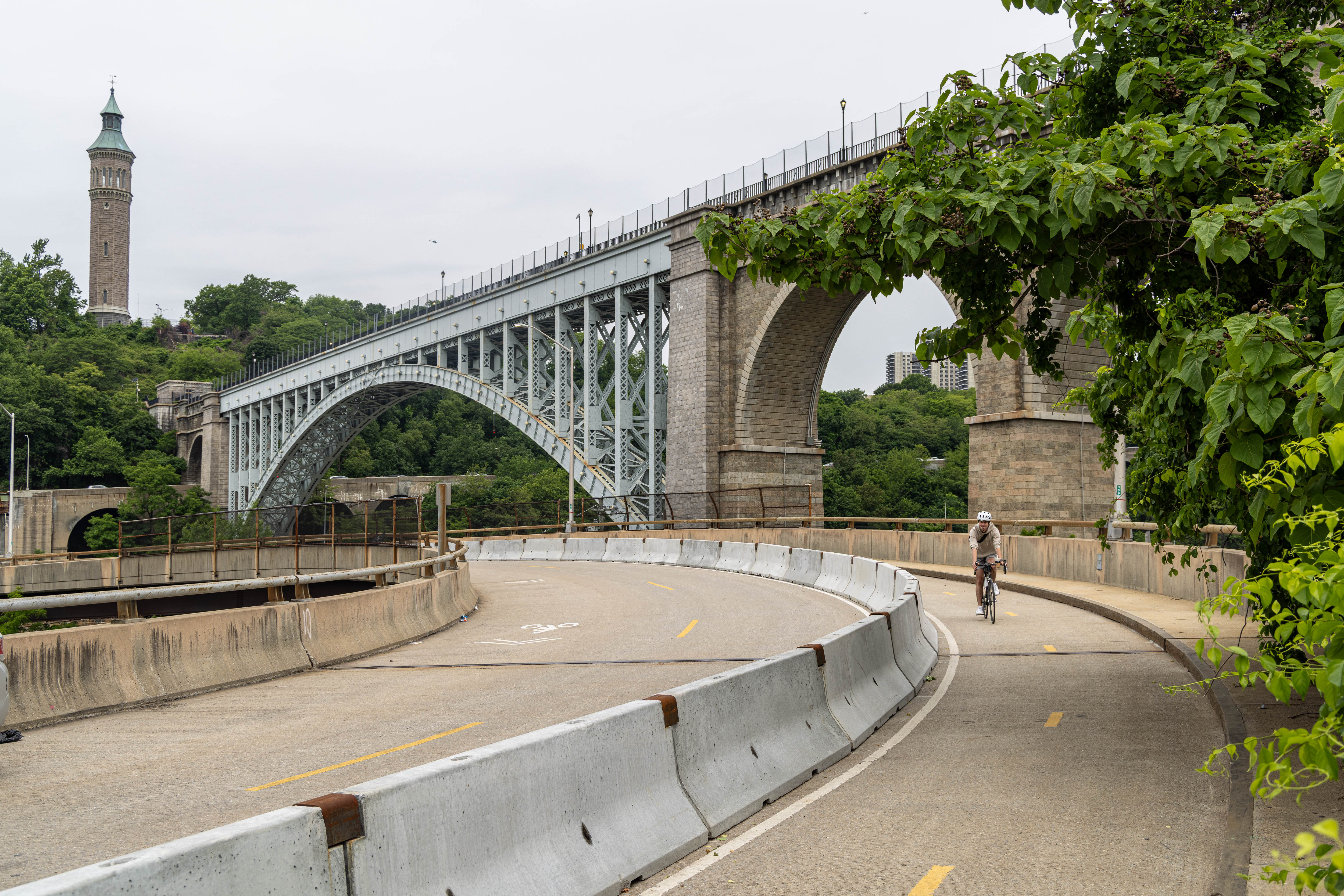 Construction starts on 4 miles of Bronx greenway bike lanes