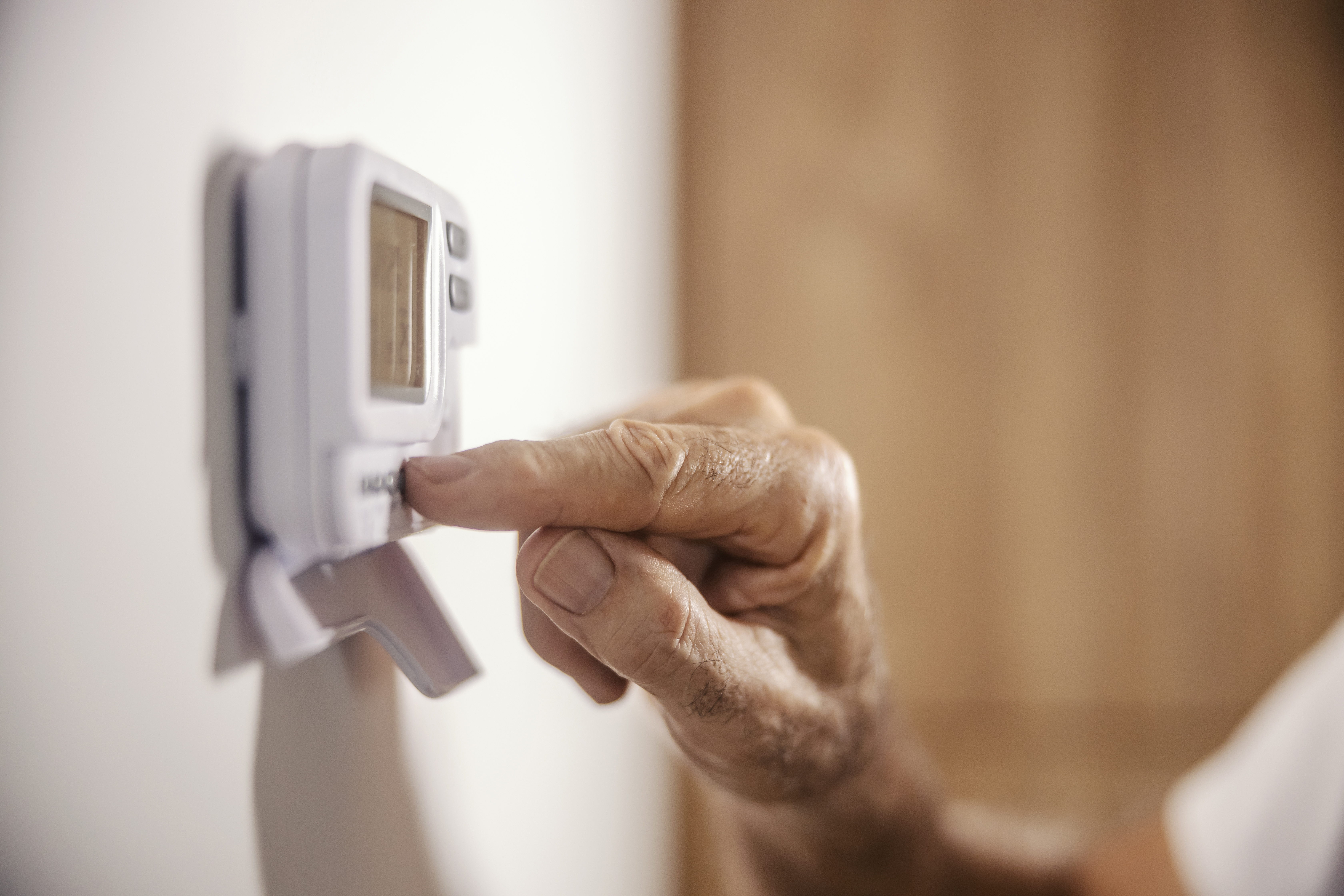 NYCs free air conditioners program ends Monday. Seniors worry about the dangerous heat.