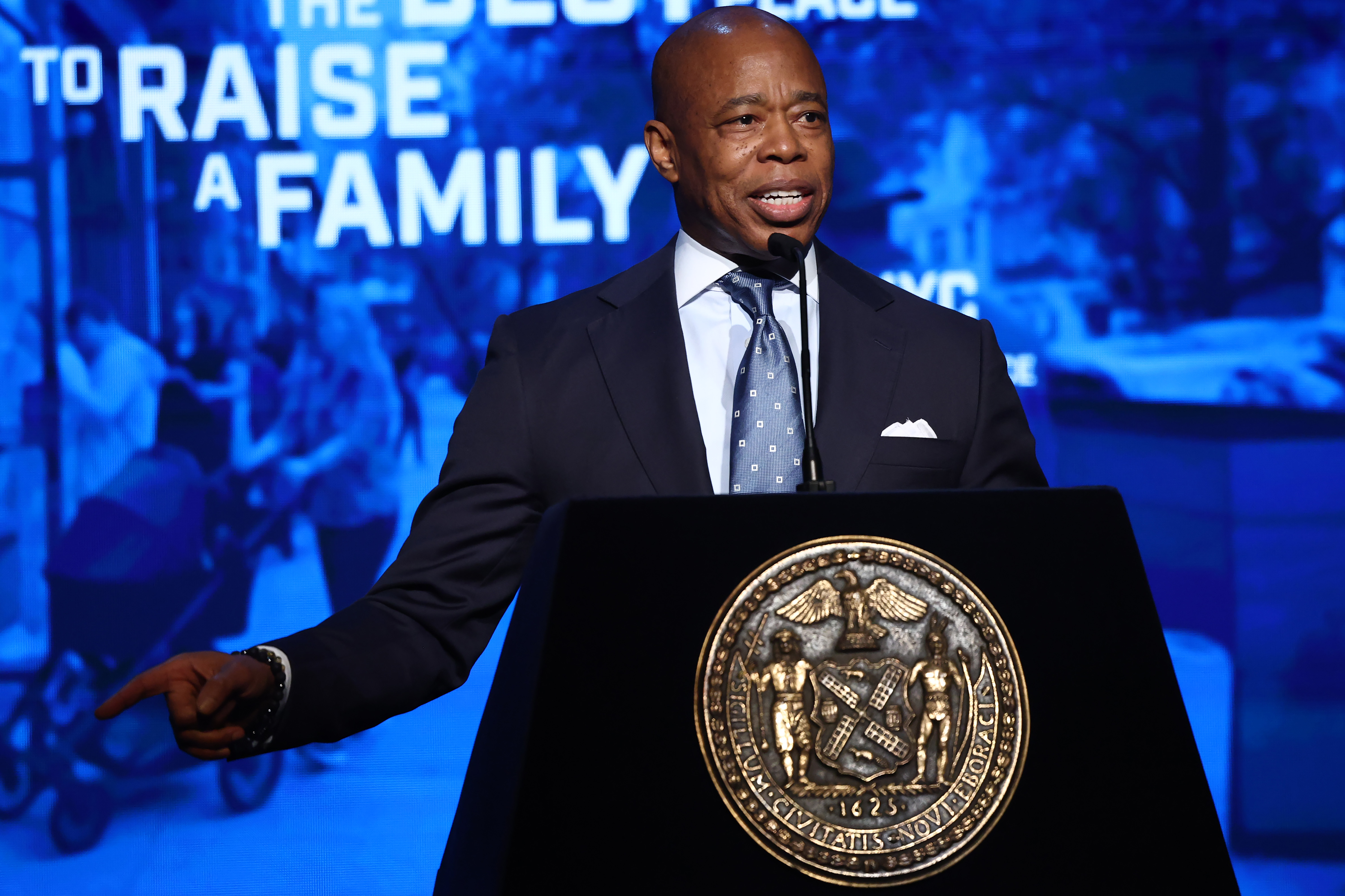 Mayor Adams unveils $650 million homelessness and mental health plan in State of the City