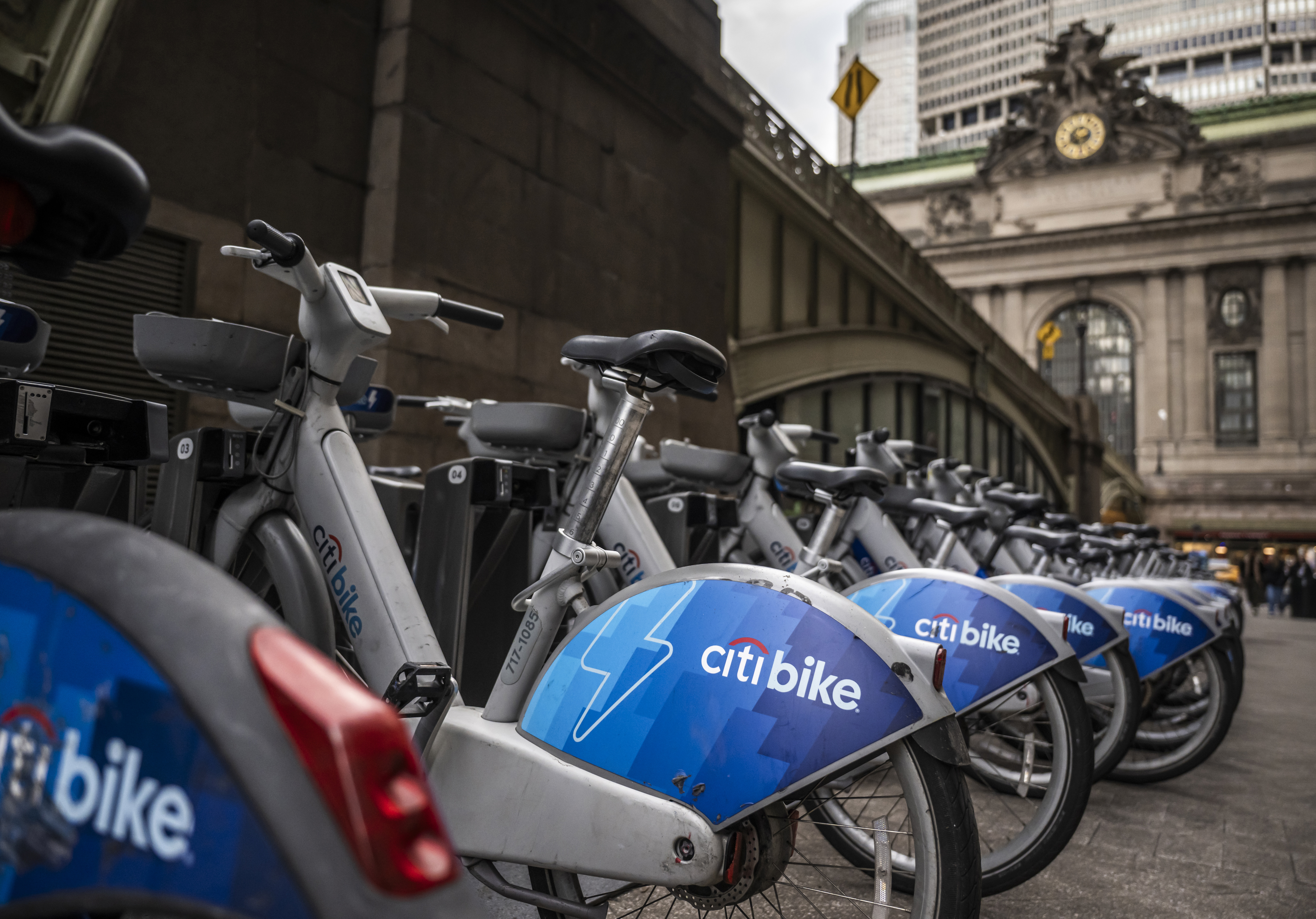 Citi Bike rushes to add speedometers after Mayor Adams orders 15 mph e-bike speed limit