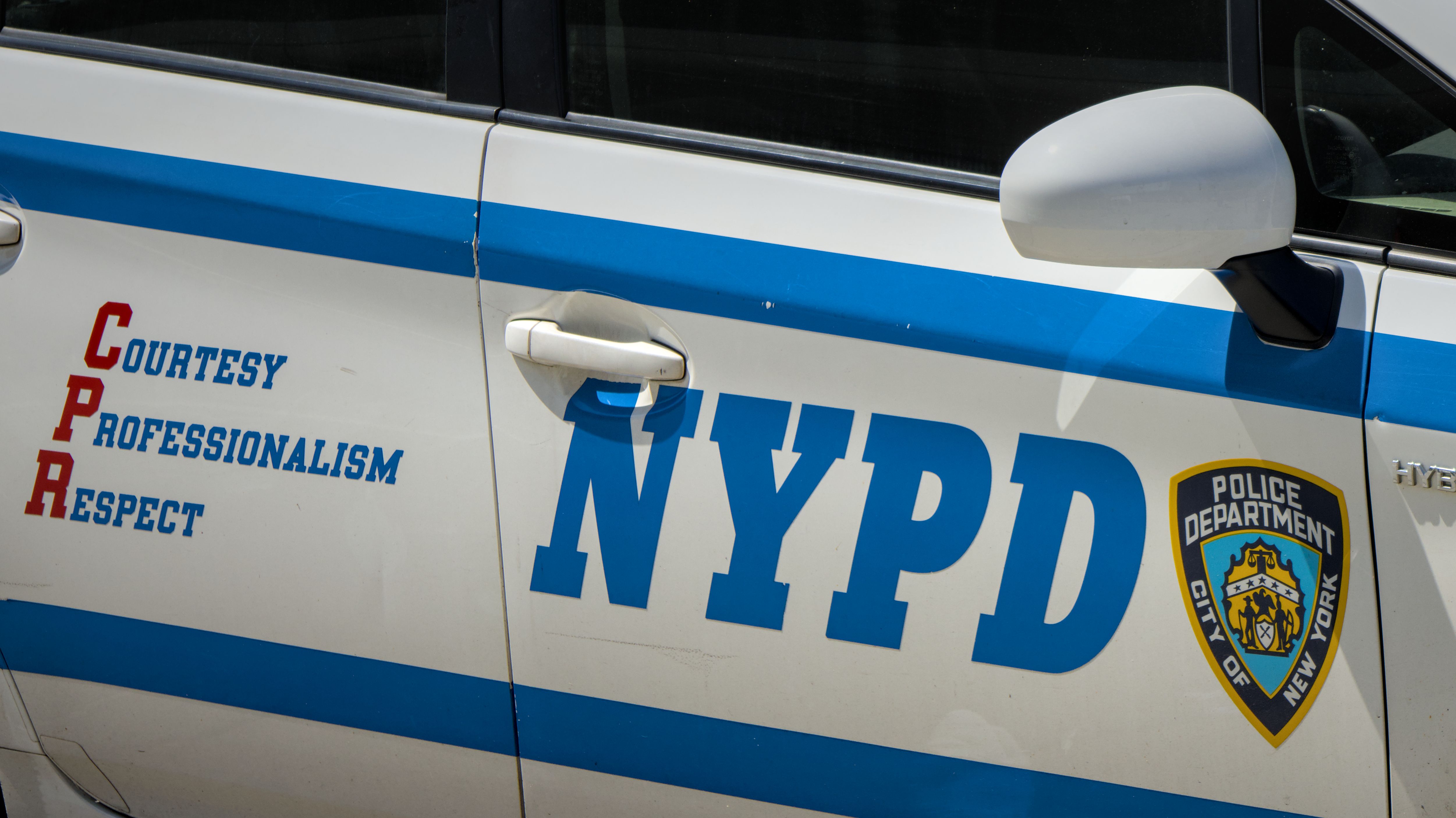 Teen fatally shot in Bronx park, NYPD looking for suspect