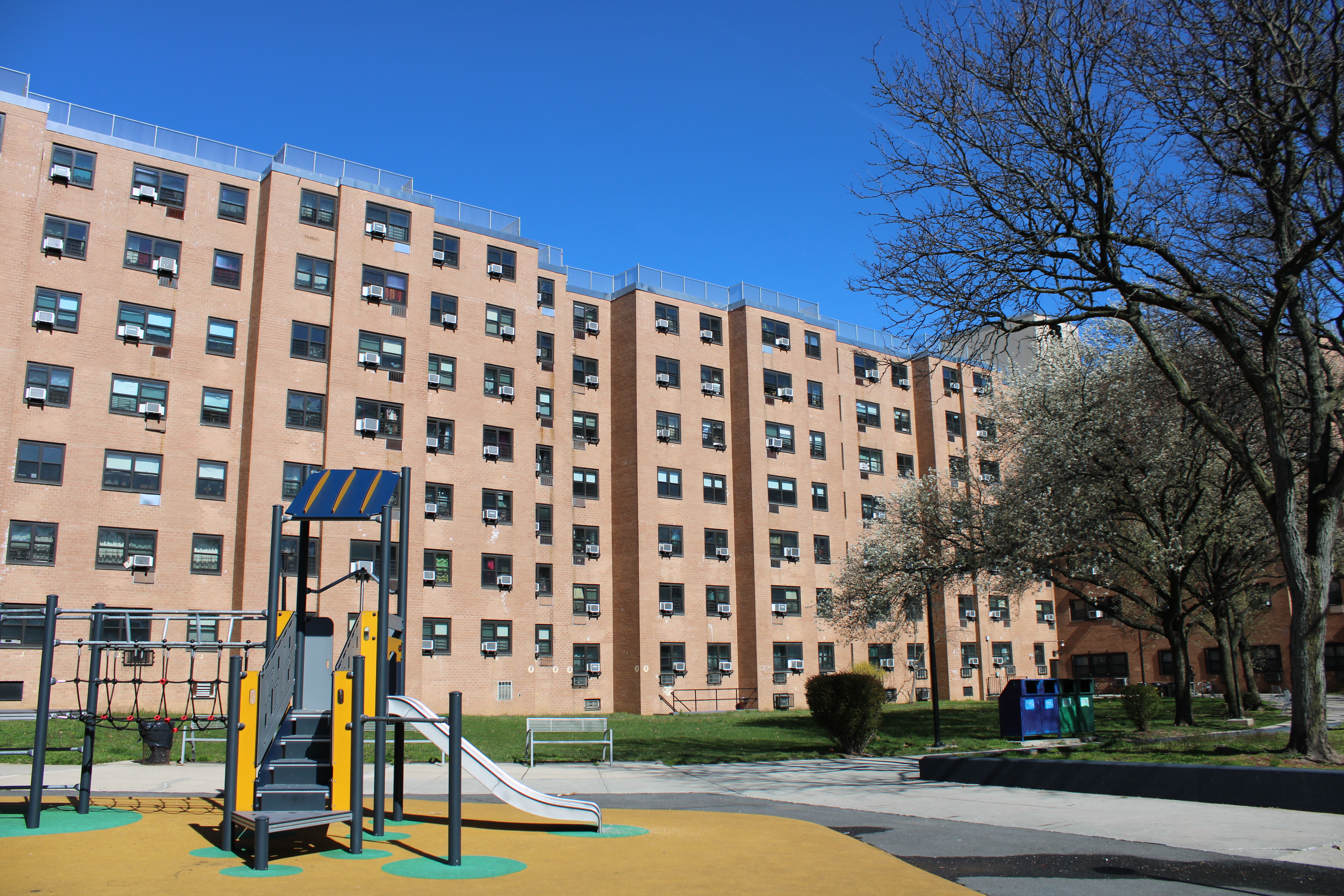 Private company running Brooklyn public housing complex fired for repeated  failures - Gothamist