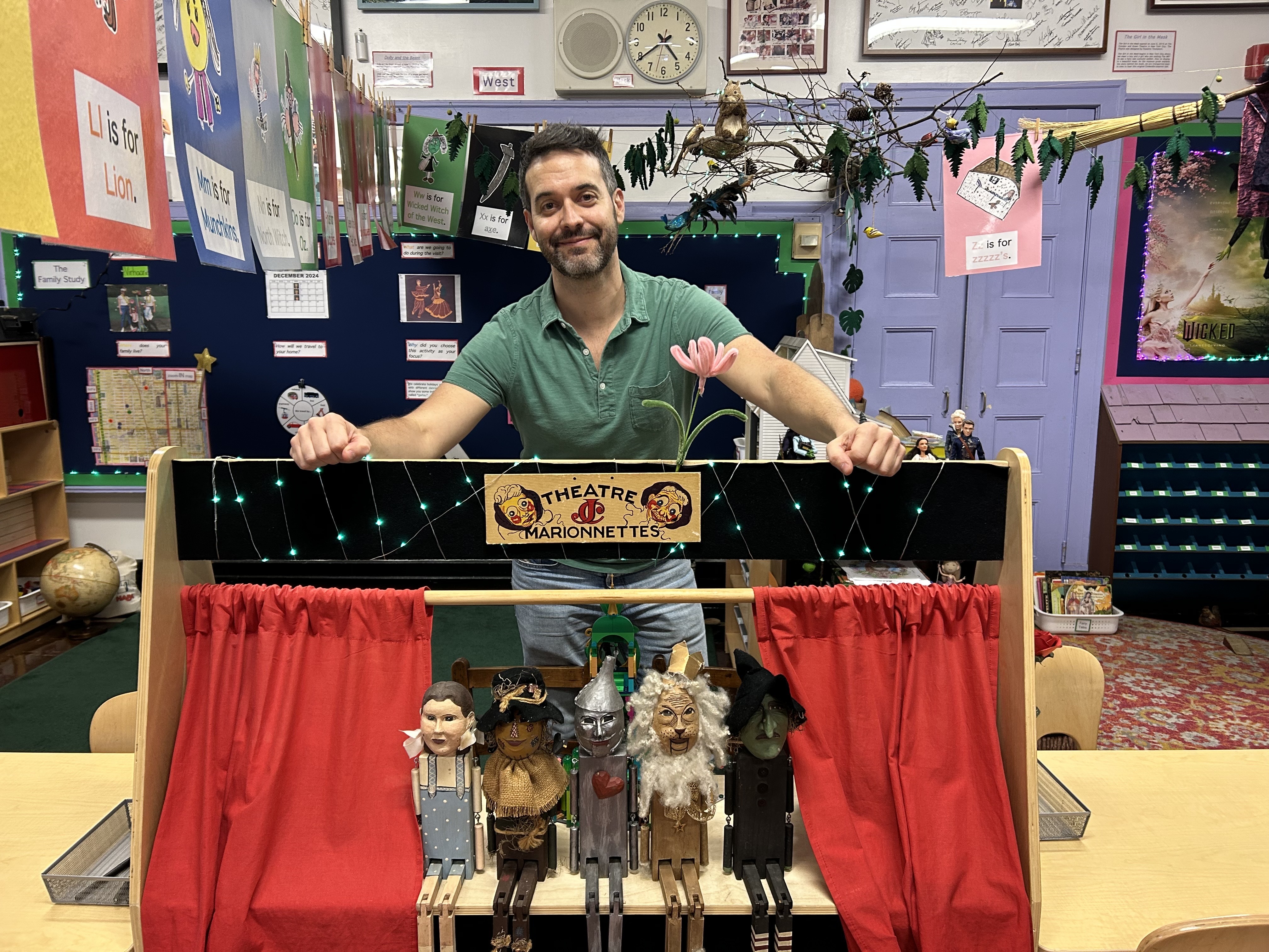 Midtown kindergarten class gets ‘Wicked’ lessons – from show luminaries