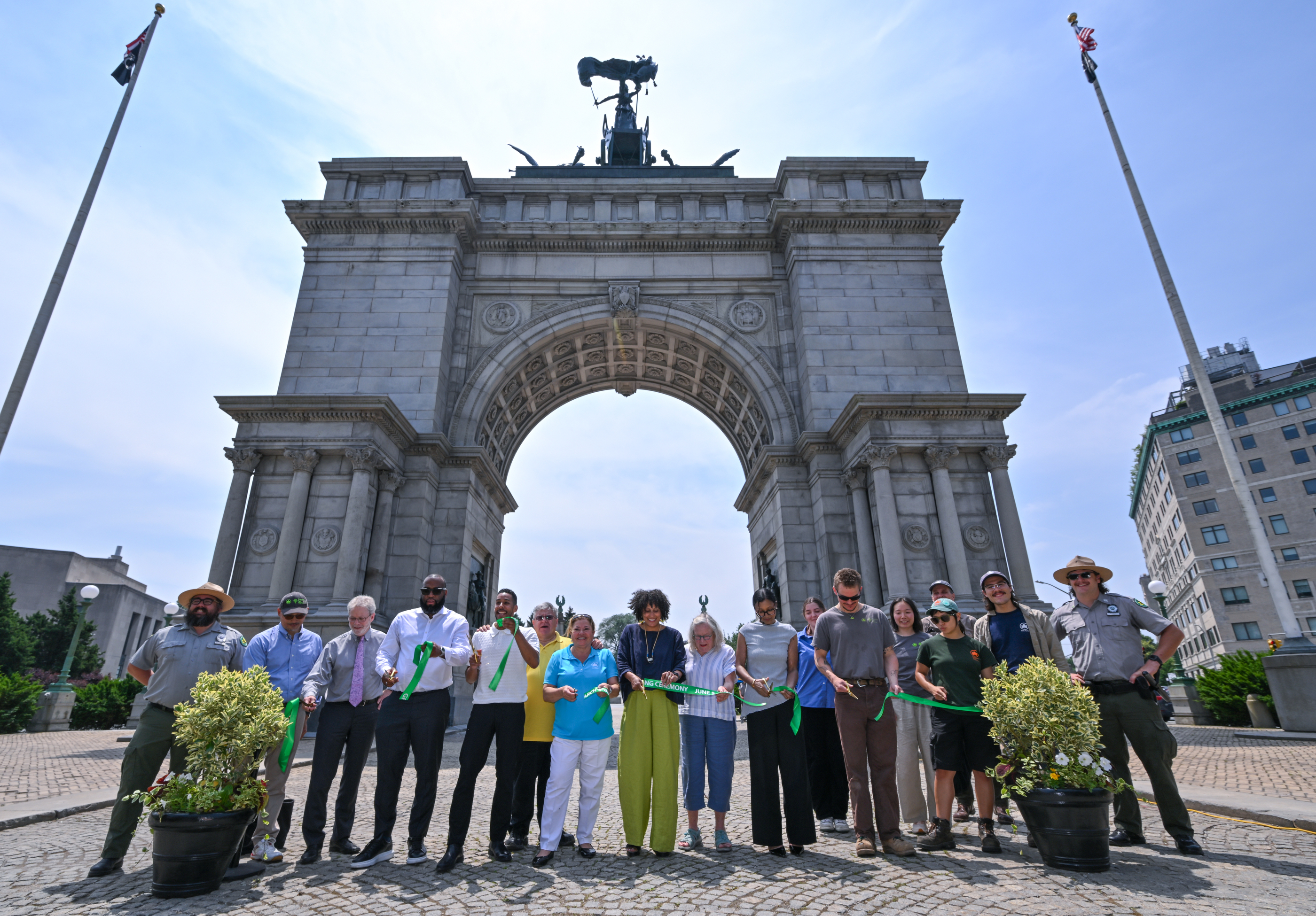 Brooklyn’s Grand Army Plaza Arch reopens after $8.9 million restoration