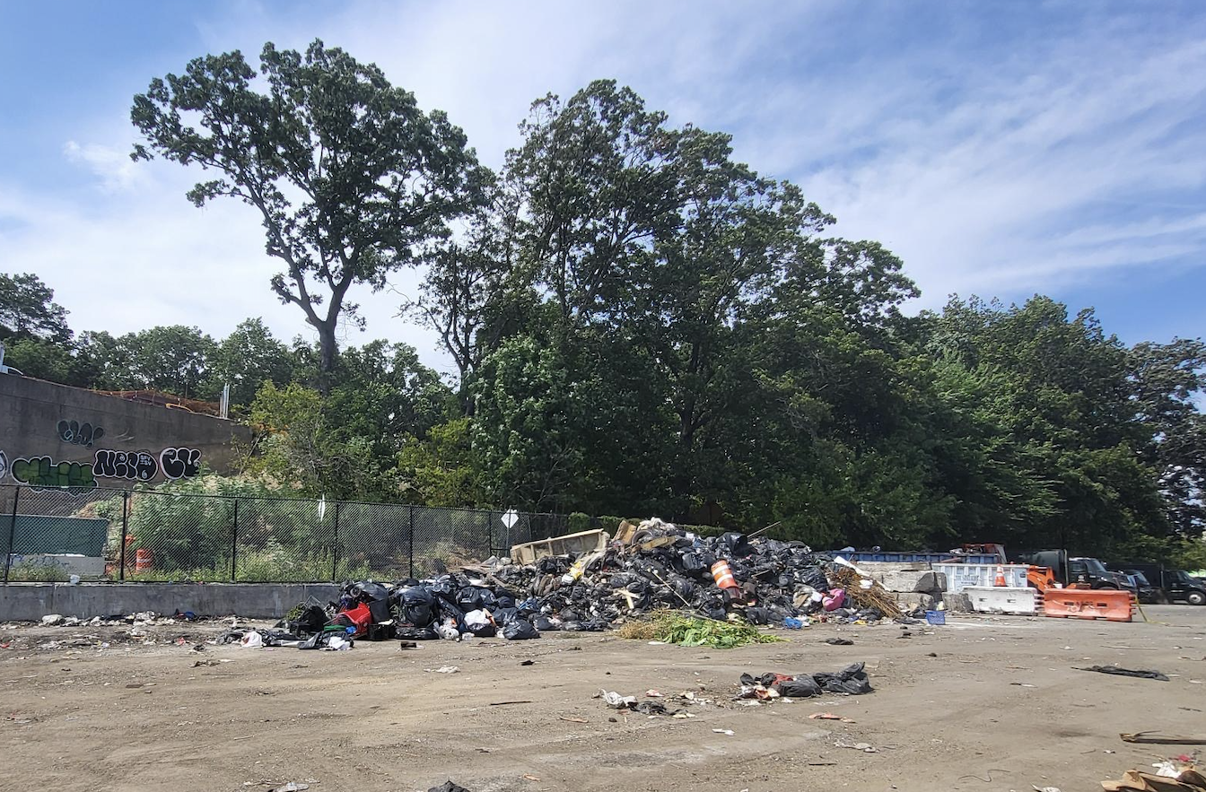 Bronx Parks Dumpsite Cleared of 15 Tons, Rats Seemingly Unimpressed by Cleanup