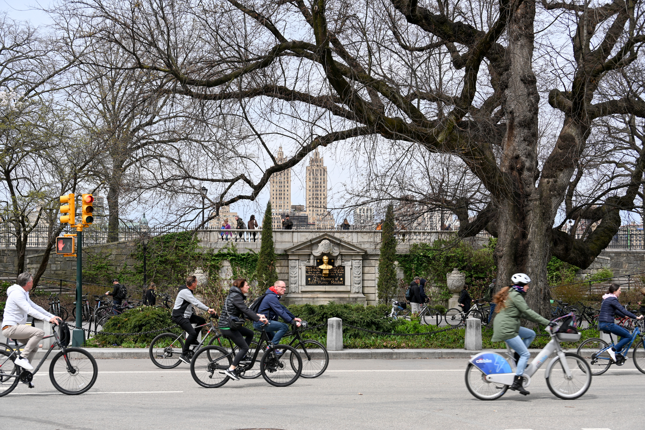 Early Addition: The fight over e-bikes in NYC parks