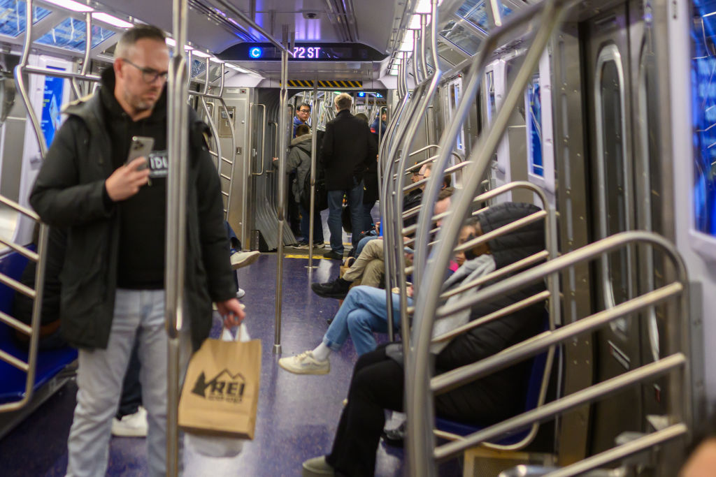 an open gangway subway train